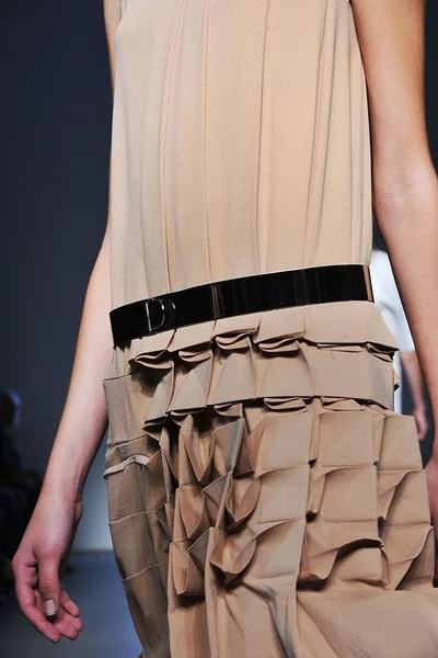 Look 35
